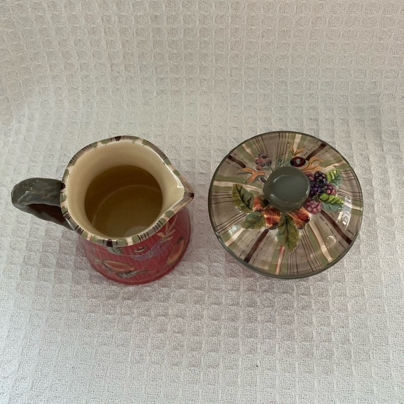 Tracy Porter Octavia Hill Collection Covered Sugar Bowl & Creamer - Picture 5 of 7